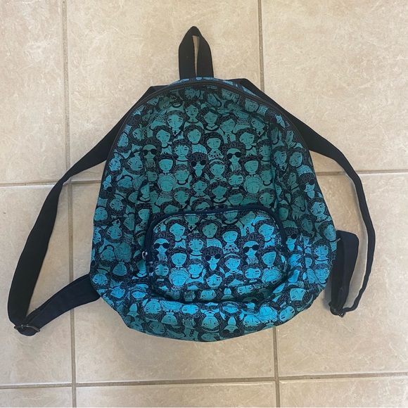 Backpack - Picture 2 of 3